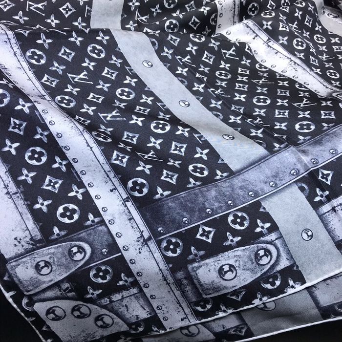 Louis Vuitton Scarf LVS00127